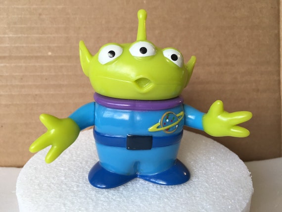 Items similar to Toy Story Alien Figurine Action Figure / Cake Topper ...