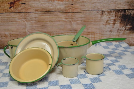 pots and pans set green