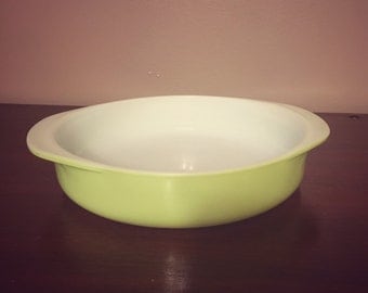 Vintage Pyrex Lime Green Cake Pan #221