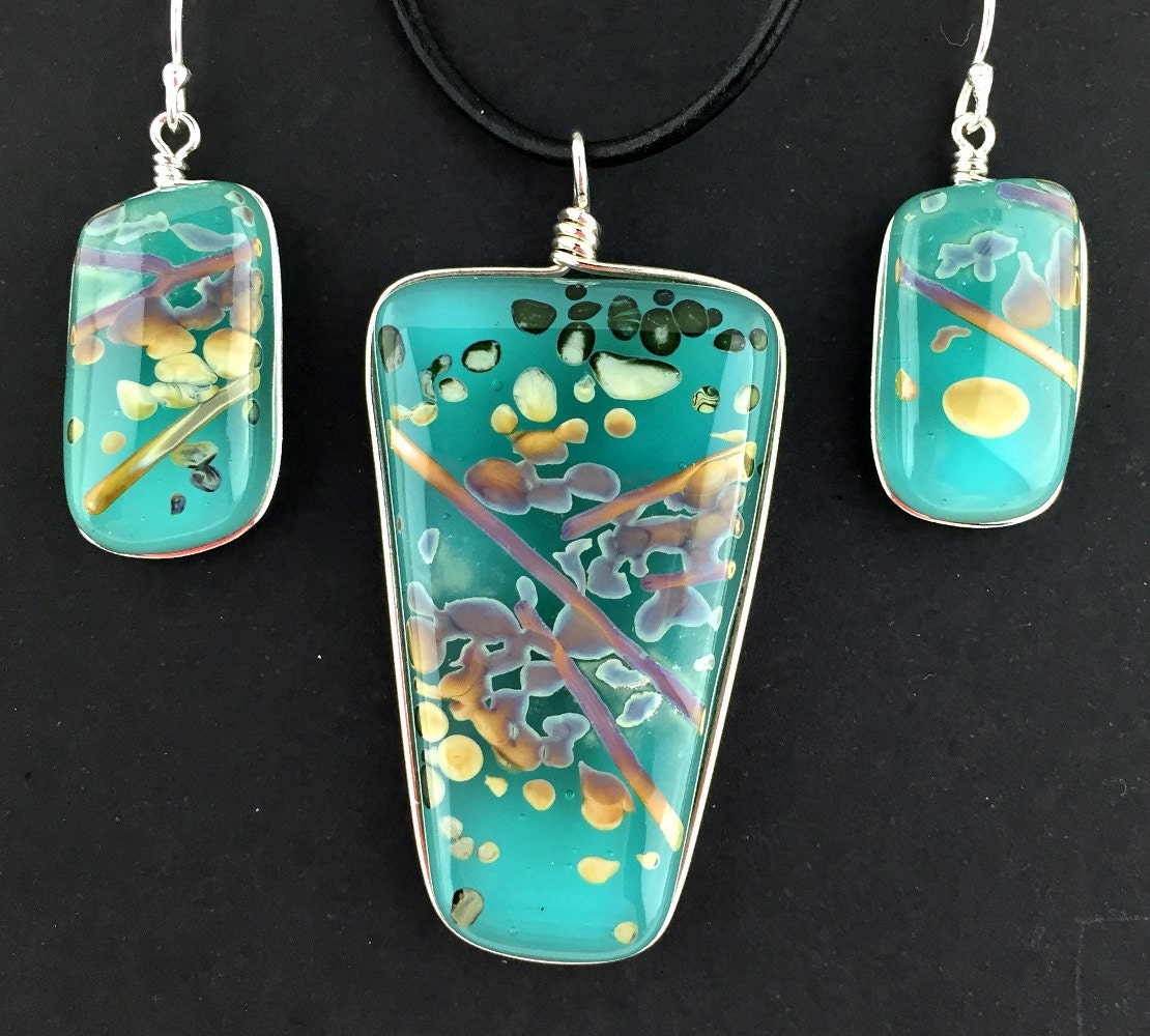 Wire Wrapped Fused Glass Jewelry / Light aqua and reactive