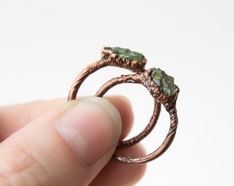 Raw Gemstone Ring, Woodland Ring, Elven Ring, Garnet Ring, Green Garnet Ring, Rough Garnet Ring, Woodsy Ring, Present for Her, Gift for Her