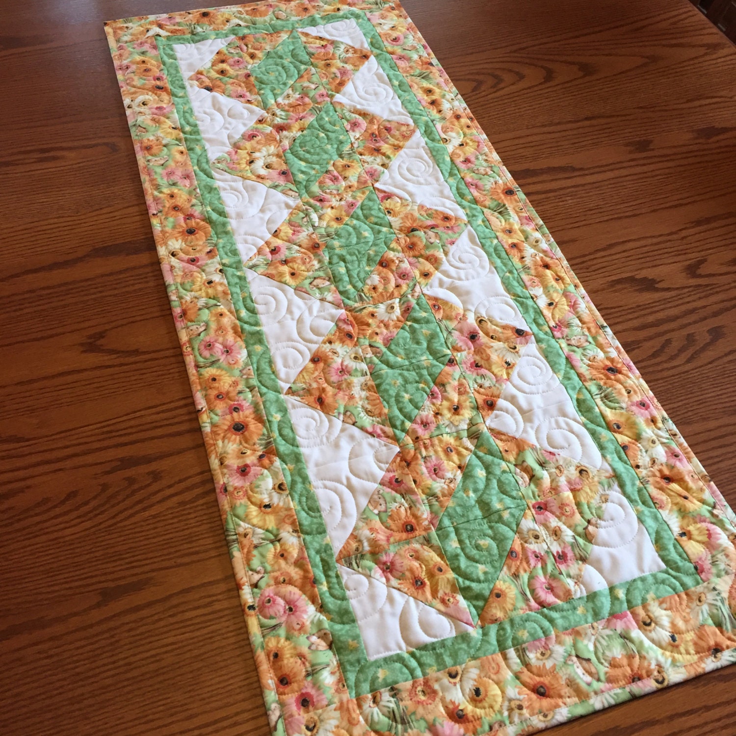 Pole Twist Table Runner