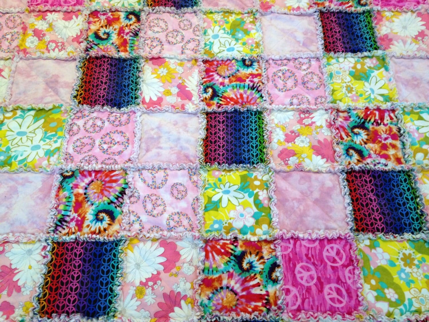 Hippie Rag Quilt Blanket Hippie Peace Signs Tie Dyed Flower