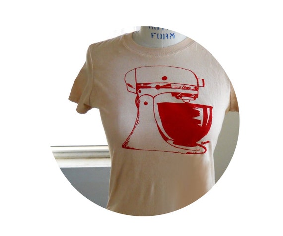 Ladies kitchen Mixer tshirt "Retro Mamma" Ladies Mixer Tee Shirt in tan and red or custom colors