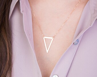 Delicate Triangle Necklace, Simple Geometric Triangle Necklace in Silver, Gold or Rose Gold, Dainty Minimal Geometric Layered Necklace