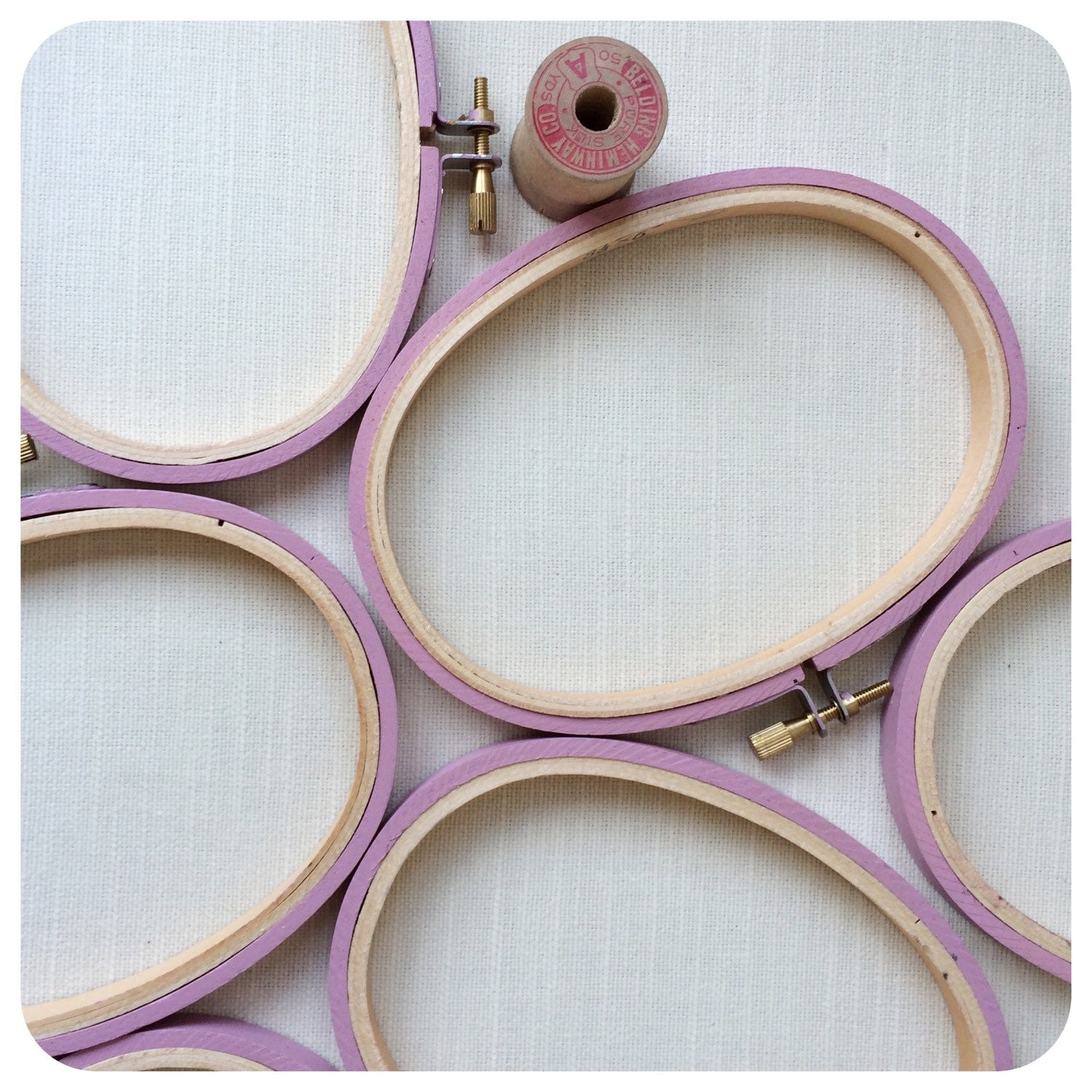 Mini oval wooden embroidery hoop frames. 3x5 inch. hand