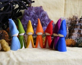 7 XL dwarfs rainbow Set / Waldorf Inspired natural Table doll