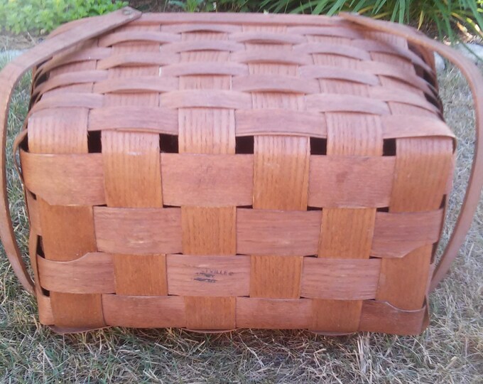 Vintage Wooden Weave Picnic Basket