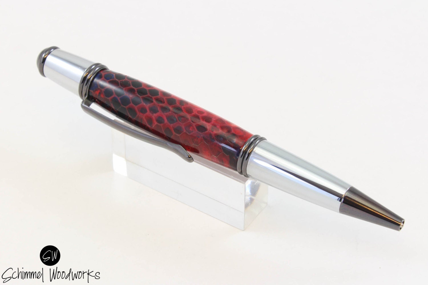 Honey comb pen! Really cool look to this pen! Dyed