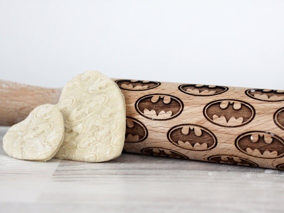 Comic Superhero Engraved rolling-pin - Batman pattern - Embossed Rolling Pin