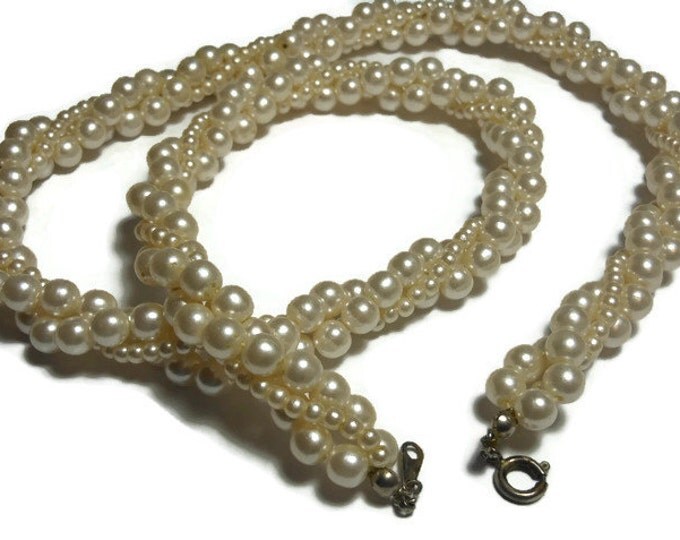 FREE SHIPPING White torsade necklace, 1960s white three strand faux pearl, twisted necklace, wedding white, bride ready.