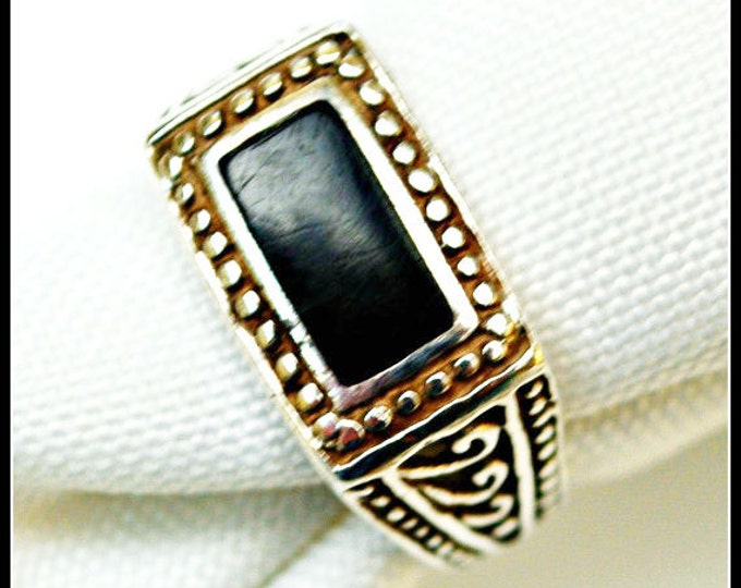 Sterling ring - Silver Filigree -Black Onyx Gemstone - rectangle - size 7