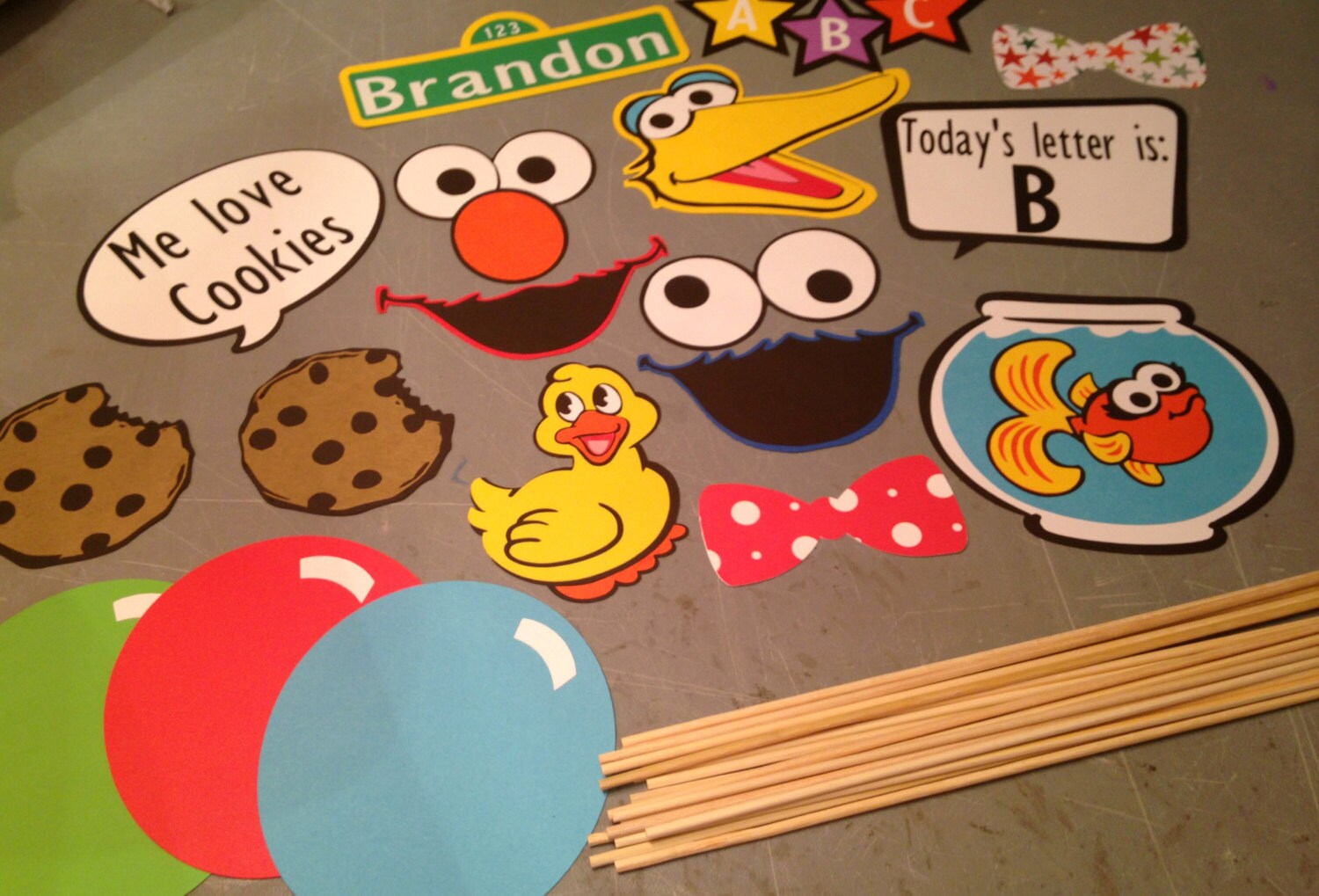 18 pc Sesame Street photo booth props Sesame Street party