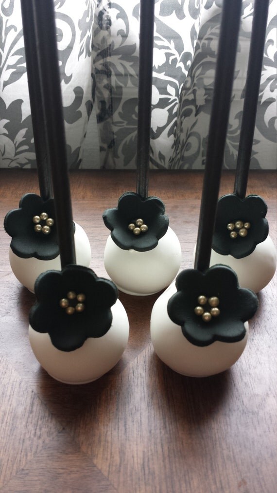 Great Gatsby themed cake pops black and white cake pops