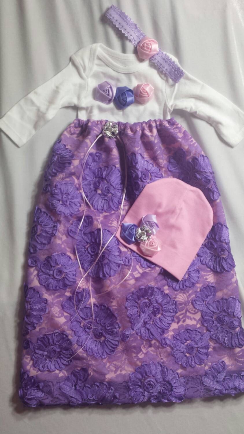 Newborn Girl . 3 PIECES . Baby Gown . OUTFIT . Take