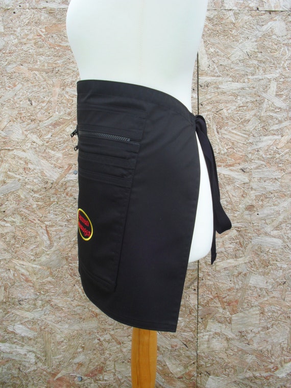Black half apron with six pockets. Vendor apron. Craft apron.