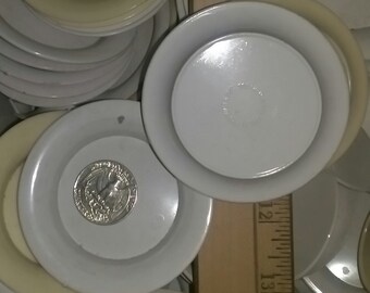 3" Round Mini Trays...LoT of 150 ..Plastic
