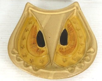 Vintage 1960s Scarpino Owl Face Ashtray Pacific Stoneware