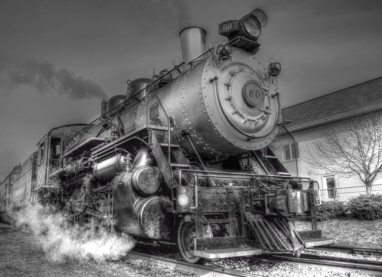 Black and white steam engine (120) фото