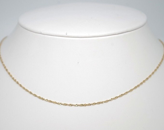 Storewide 25% Off SALE Vintage 14k Italian Yellow Gold Wheat Cable Chain Necklace Featuring Elegant Petite Designs