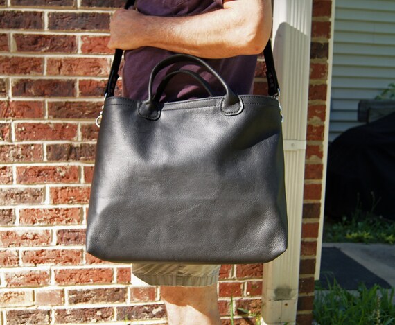 leather tote bag with compartments