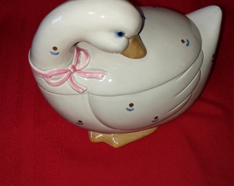 Otagiri Hand Crafted in Japan, Gray Goose/Duck Cookie Jar/Covered Dish