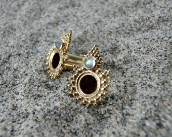 2 g Brass Tunnels⎜Moonstone⎜6 mm