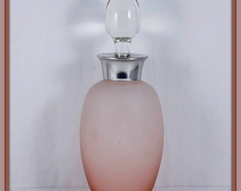 Vintage Perfume Bottle,Vintage Glass Perfume Bottle,Vintage Glass Bottle,Vintage Pink Glass Perfume Bottle,Vintage Glass Vanity