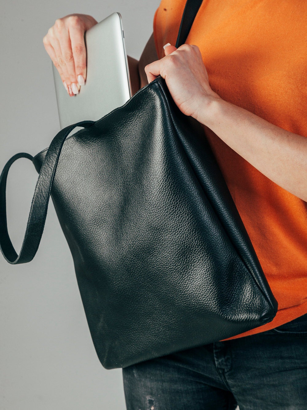 Women Laptop Bag Leather Shoulder Bag Laptop Tote by DrinaCrafts