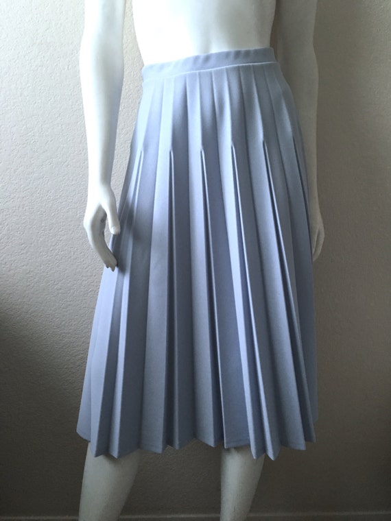 Vintage Women's 80's Pleated Skirt Light Blue