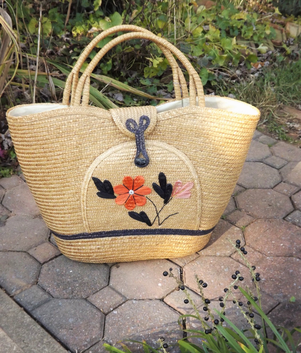 straw beachbag