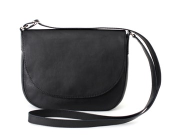 Crossbody Saddle Bag Black, minimalistic shoulder bag