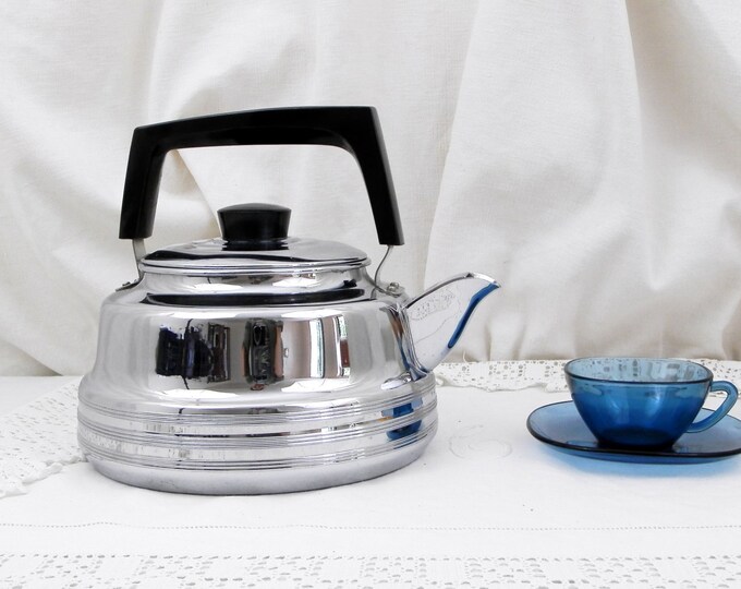 Large Vintage French Mid Century Chromed Metal Kettle with Bakelite Handle, French Country Decor, Retro Home Interior, Kitchenware, Coffee,