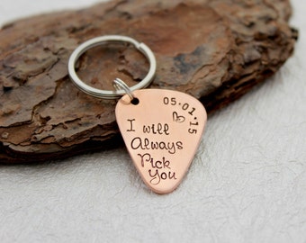 I will always pick you - Guitar Pick Keychain - Anniversary Gift - Men's Keychain - Men's Gift - Groom gift - Personalized Keychain - Men's