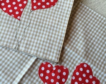 converse with heart polka dots