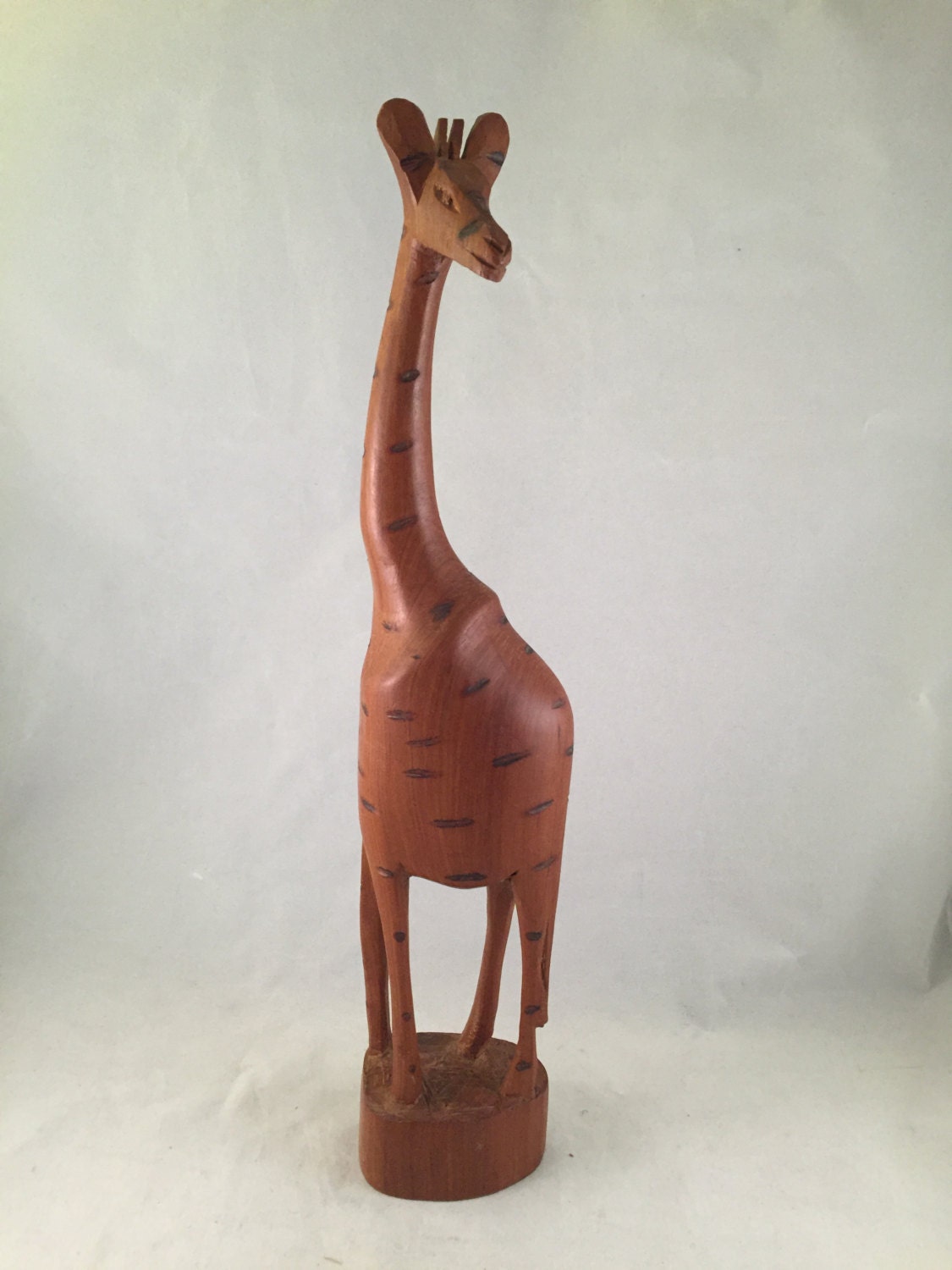 giraffe wood sculpture