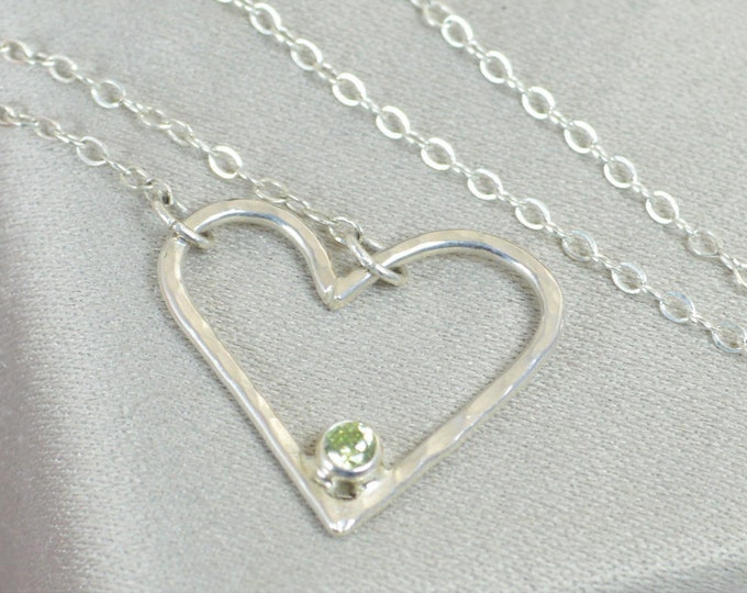 Peridot Heart Necklace, Sterling Silver, Mothers Necklace, August Birthstone Necklace, Peridot Necklace, Mother Necklace, Heart Pendant