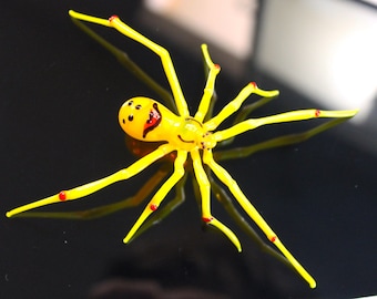 The happy-face spiders, Theridion grallator, Hawaiian Happy-Face Spider, Art Glass Spider Figurine, Nananana makaki'i