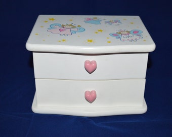 Children's Jewelry Box / angels / painted angels / Taiwan / Lord & Taylor / white / wood / pink / velvet / drawers / white jewelry box