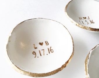 Date and Initials // Classic Jewelry Dish // Ring Dish // Catch all // Personalized Gift // Personalized // Valentines Gift // Bridesmaids