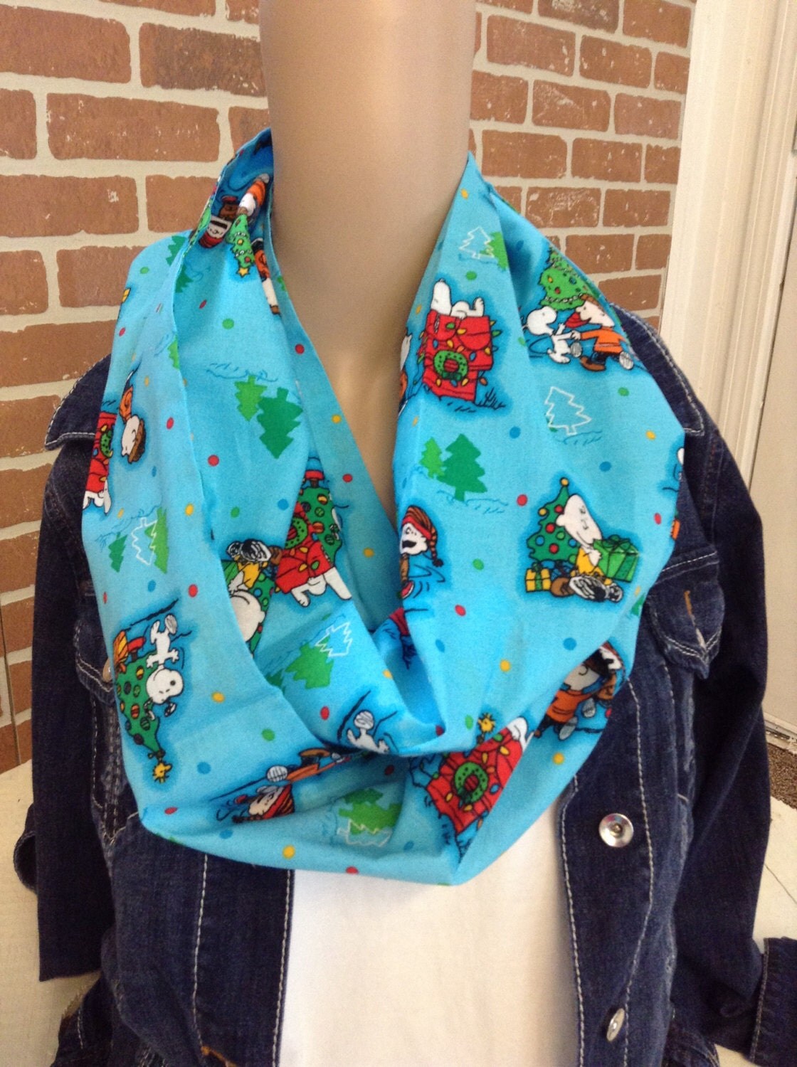 Charlie Brown christmas scarf/Christmas Scarf/Snoopy Scarf/