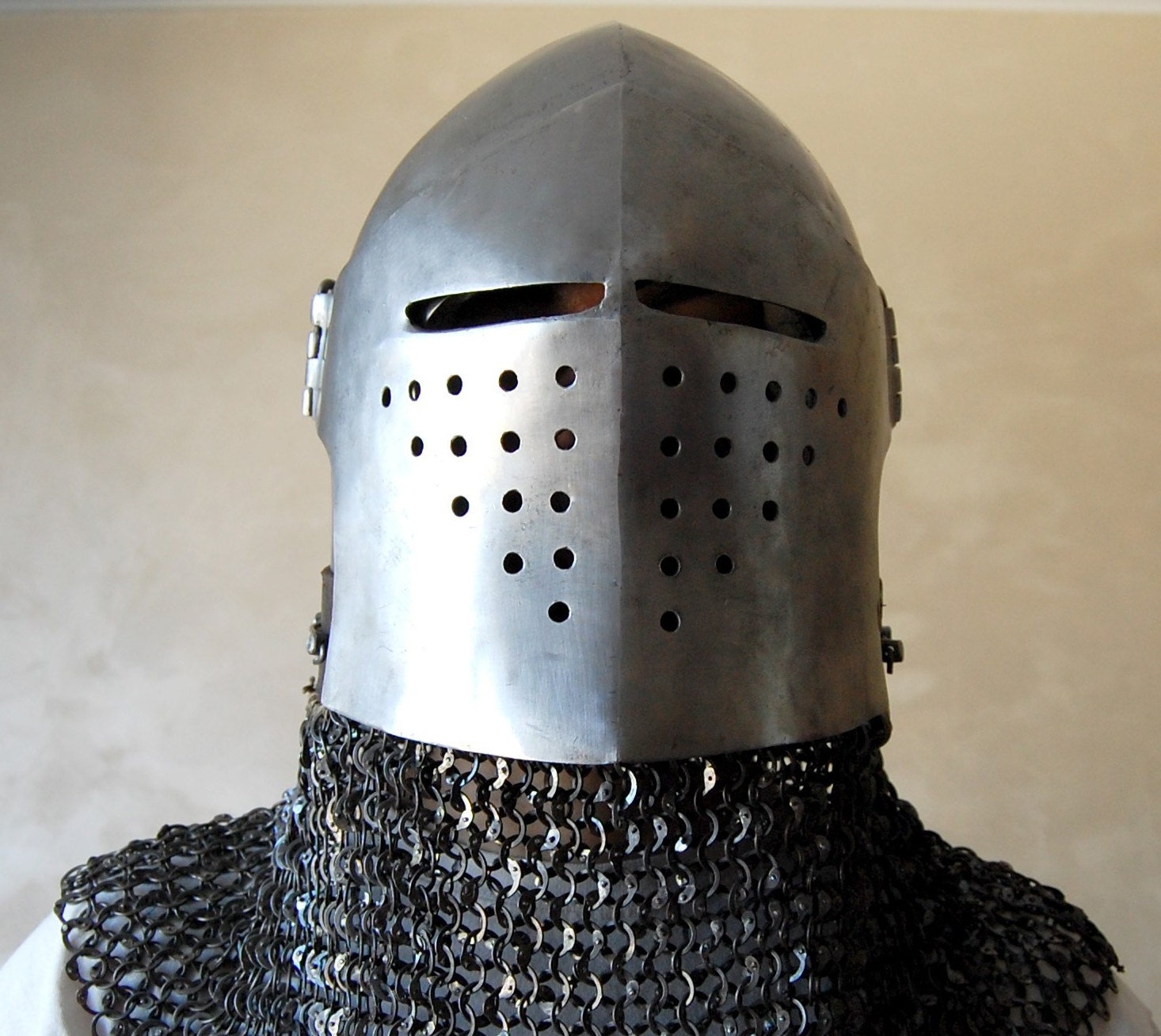 Medieval Italian Altichiero with aventail