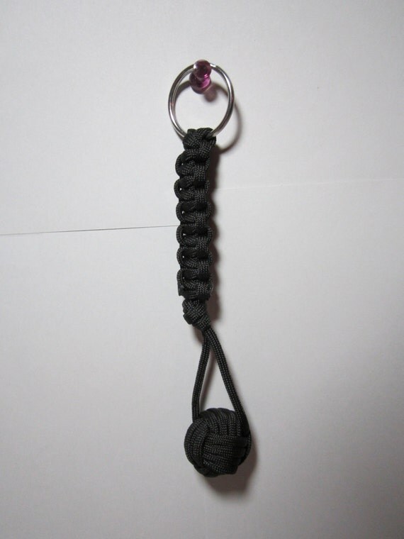 Keychain SelfDefense by AmazingParacording on Etsy