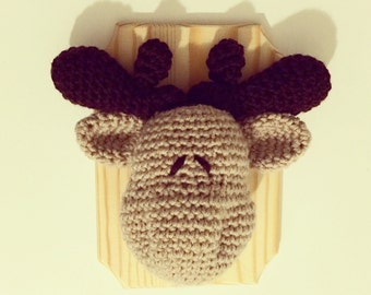 The Moose Marcello: Trophy with Moose head
