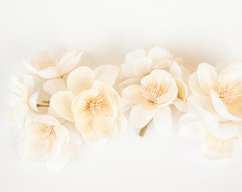 10 Wild and Whimsy Rose Blossoms in Ivory Cream - Silk Flowers, Artificial Flowers - ITEM 0264