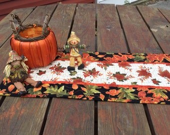 Fall Table Runner, Fall Quilted Table Runner, Autumn Table Runner Quilted, Maple Oak Leaf Table Runner, Brown Orange Black Table Runner