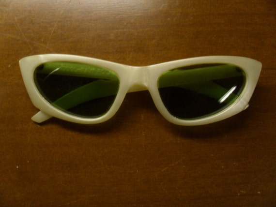 1960s polaroid sunglasses