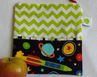 Eco friendly Reusable Sandwich Bag - 7.5" x 7.5"- Food safe PUL lined, Zippered, Machine Washable