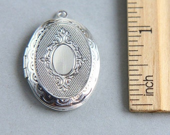 Silver Oval Locket Pendant, Silver Brass Photo Locket, Locket Pendant, Oval Locket Pendant, Locket Pendant, 29mm ( 1 piece )