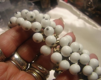 White Beaded Expansion Bracelet from 40's- 3ounces-8mm beads-from 1940's
